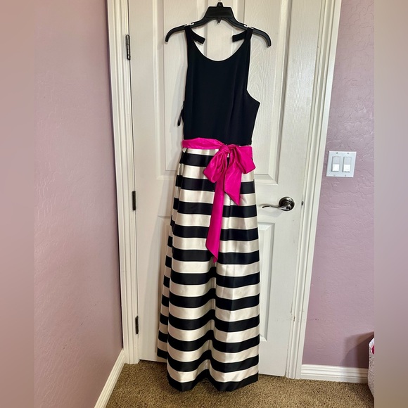 Eliza J Dresses & Skirts - Eliza J Black Bodice Striped A-Line Skirt with Hot Pink Sash